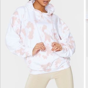 White and pink sweatshirt